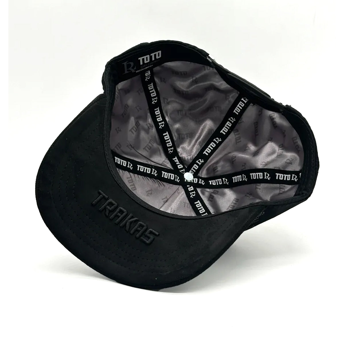 GORRA TOTO CAPS X LUIS R CONRIQUEZ EDICIÓN LIMITADA BLACK