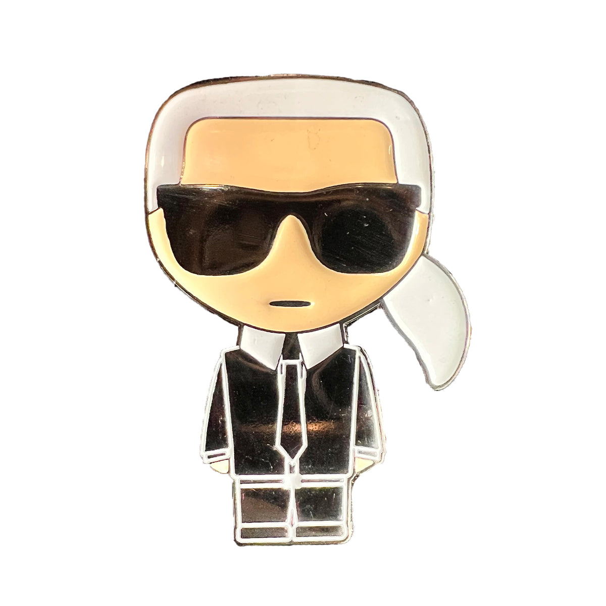 PIN M-CAPS KARL LAGERFELD