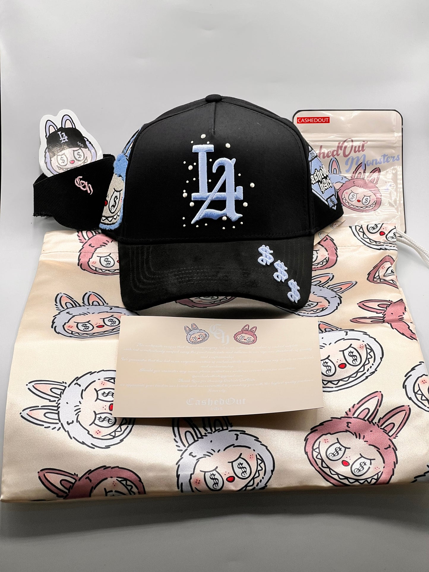 GORRA CASHED OUT LABUBU BLACK/BLUE